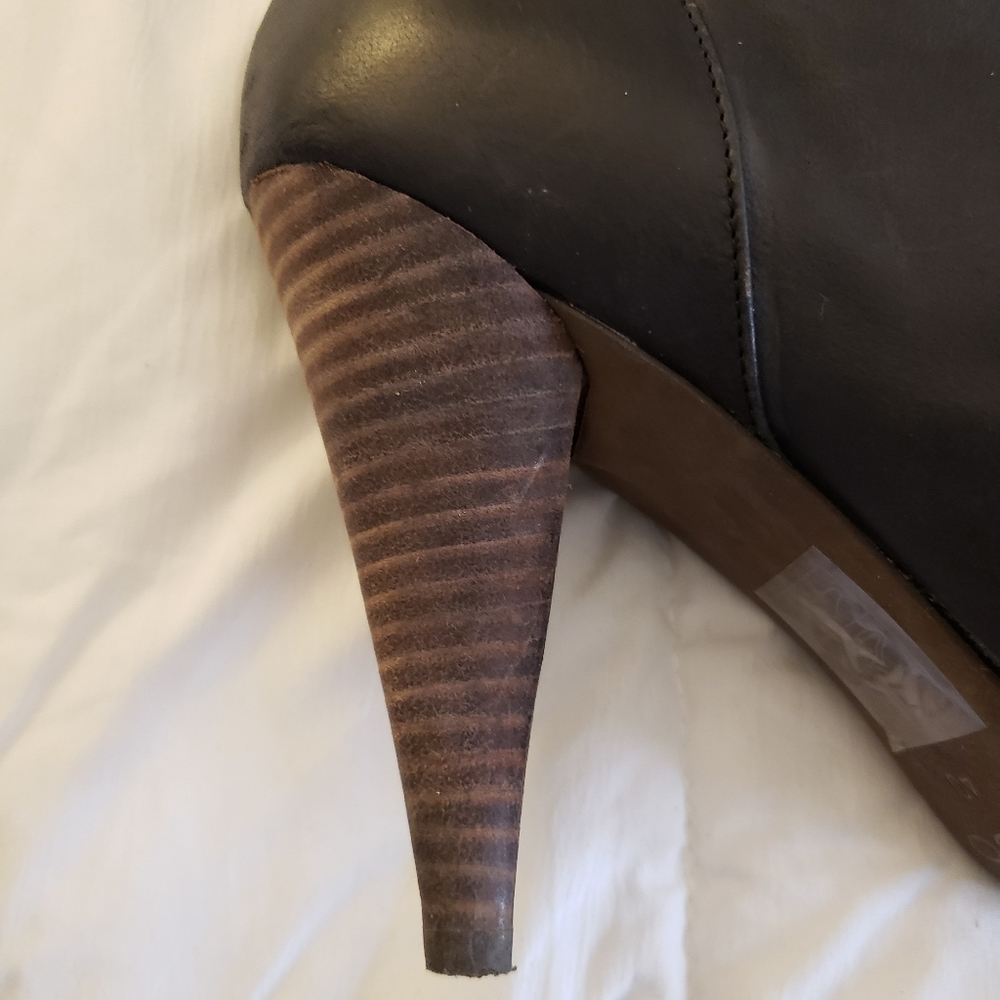 Booties - Picture 4 of 5